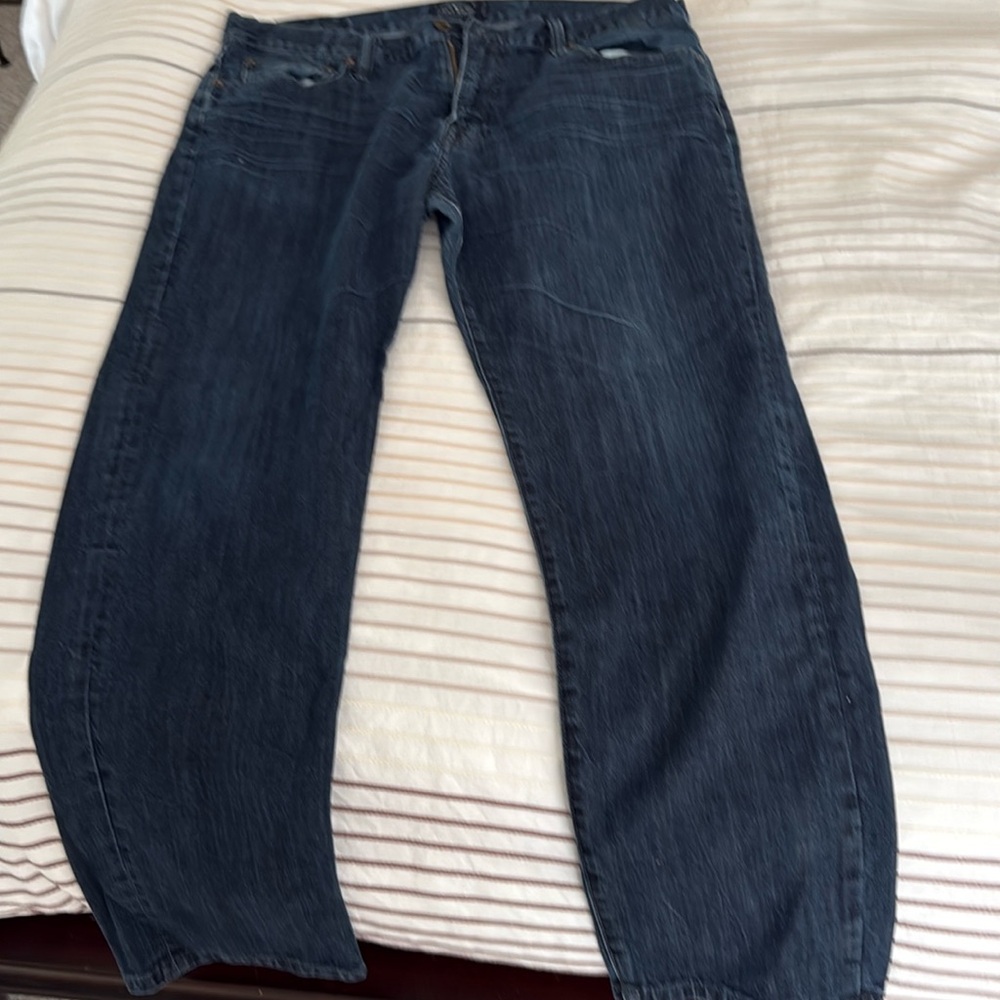 Men's Lucky Brand 38x32 221 straight jeans